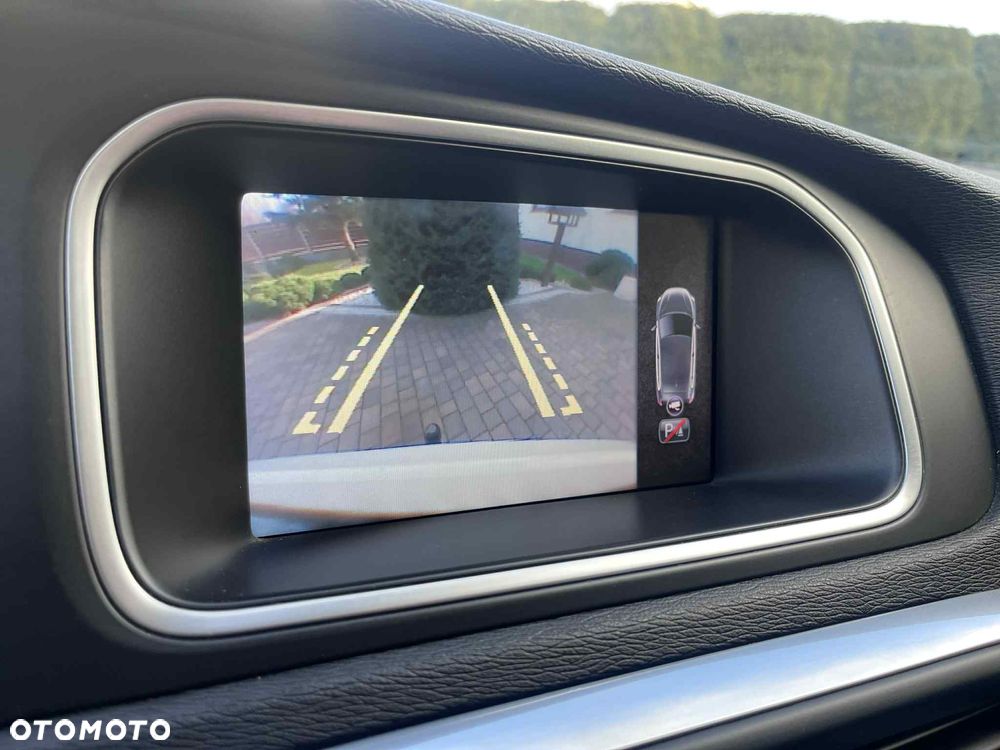 Volvo V40 D2 Momentum - 18