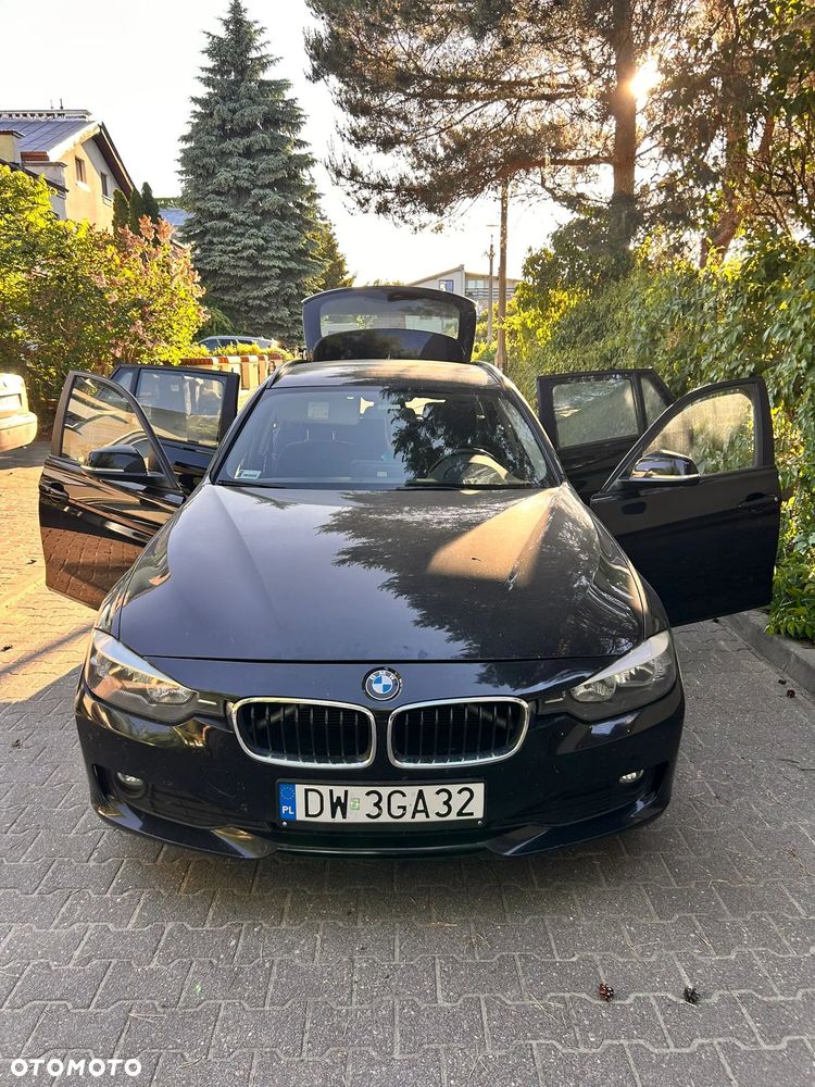 BMW Seria 3 316d - 1