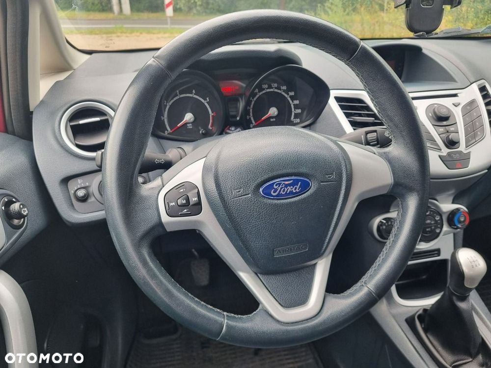 Ford Fiesta 1.25 Silver X (Ambiente) EU6 - 18
