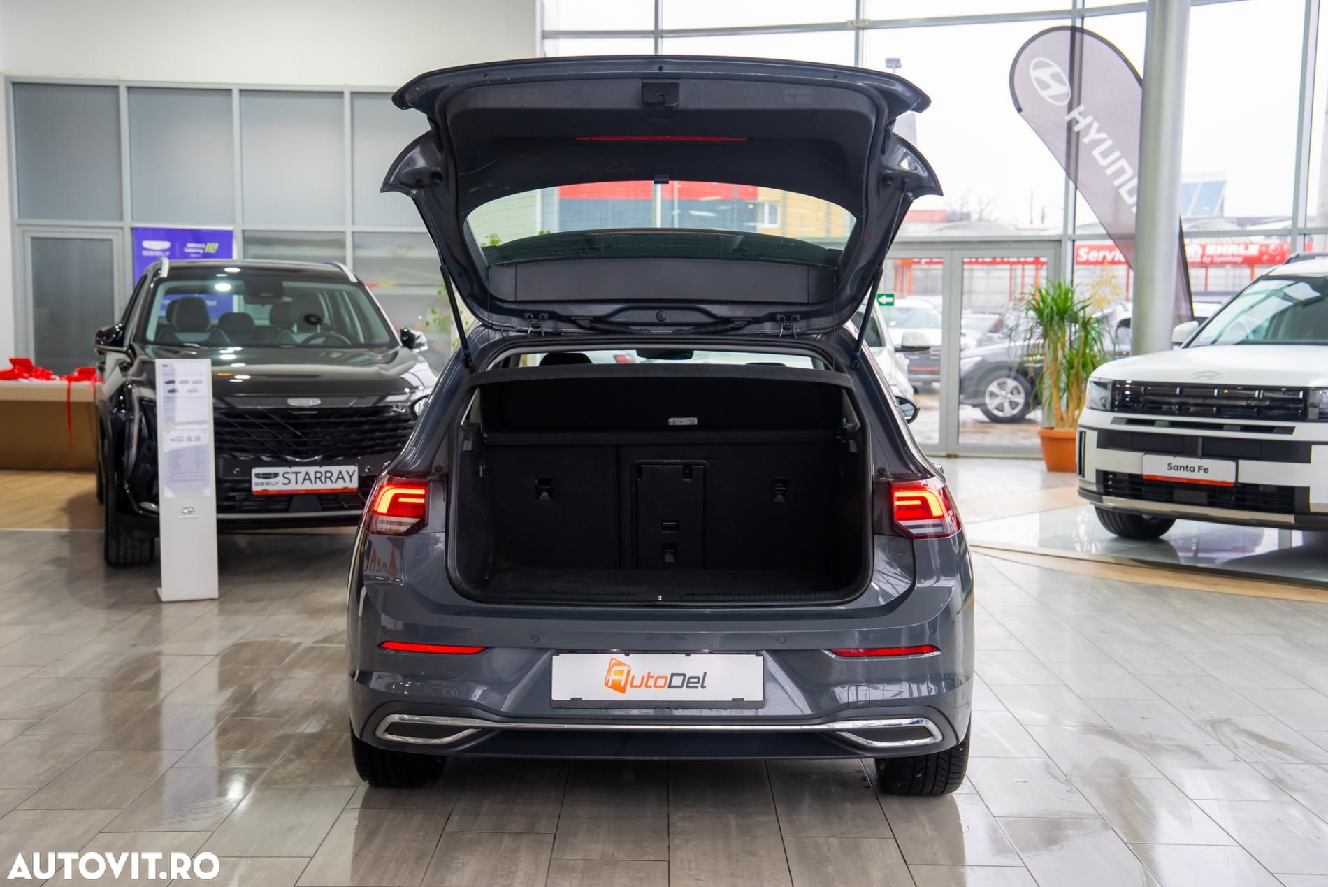 Volkswagen Golf 1.5 eTSI DSG MHEV Advanced - 22