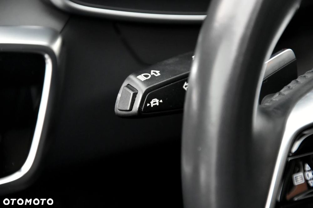 Audi A6 Avant 40 TDI quattro S tronic advanced - 37