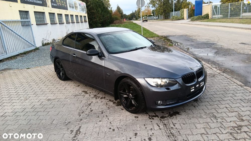 BMW Seria 3 320i Edition Exclusive - 4