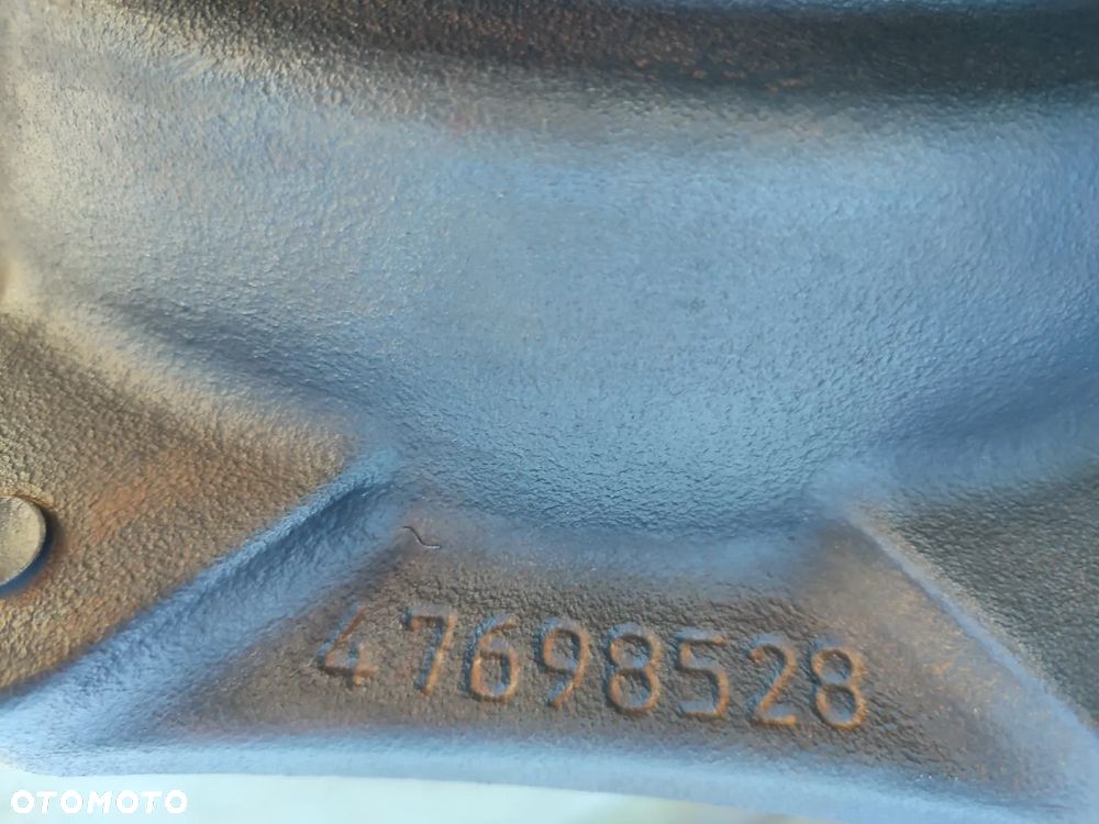 Most napędowy 87491151 47698528 Steyr 6175 CVT - 15