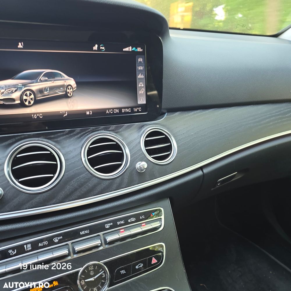 Mercedes-Benz E 200 4MATIC Aut. - 7