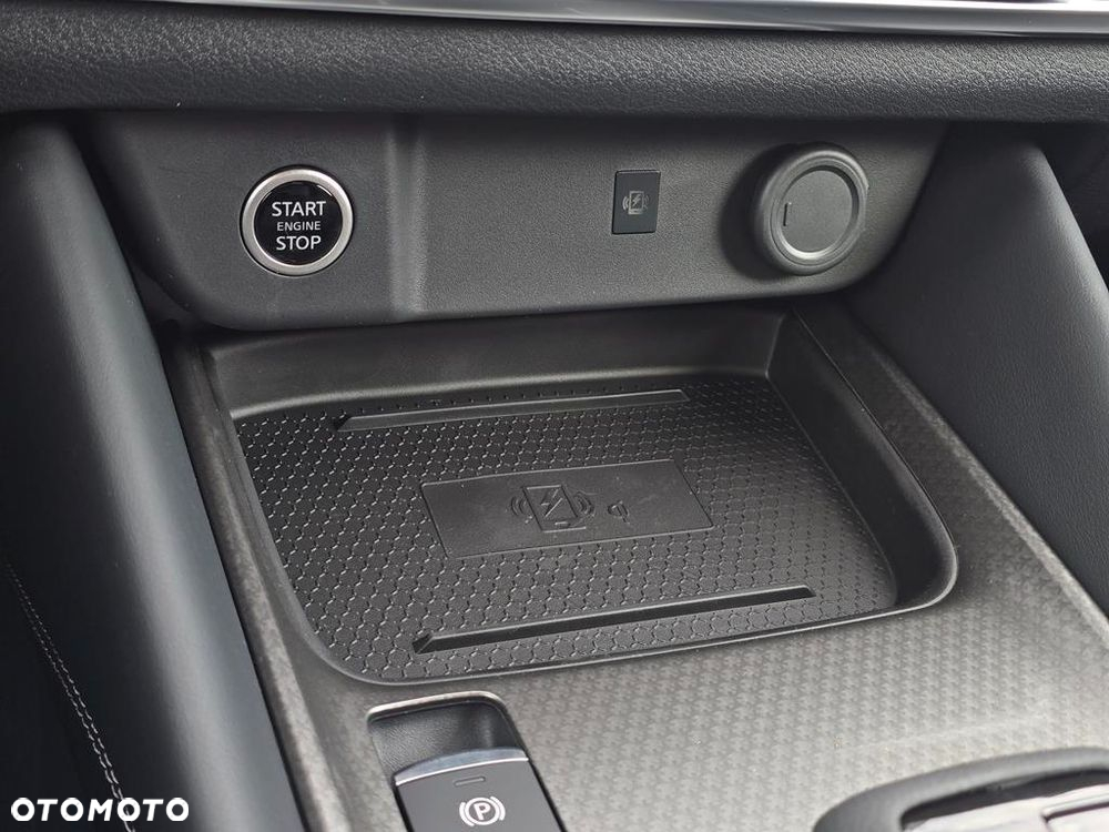 Nissan Qashqai 1.3 DIG-T mHEV N-Connecta Xtronic - 20