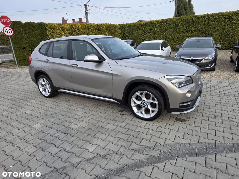 BMW X1 xDrive18d xLine - 13