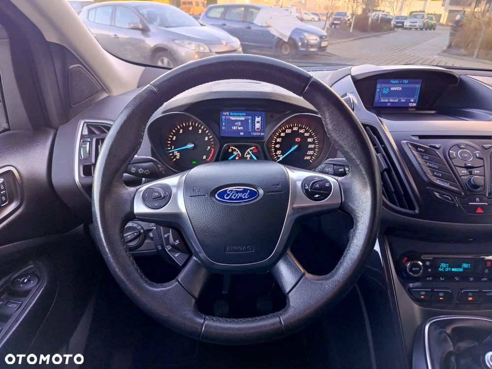 Ford Kuga 1.6 EcoBoost 2x4 Titanium - 14