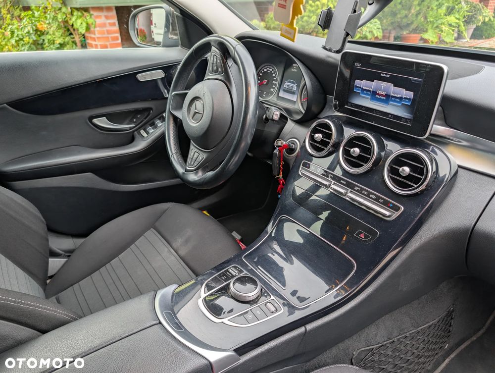 Mercedes-Benz Klasa C 180 7G-TRONIC - 9