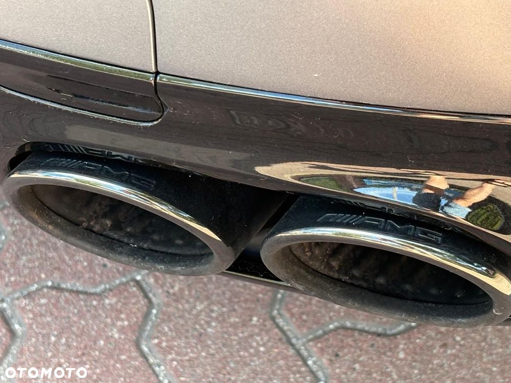 Mercedes-Benz AMG GT 53 4Matic+ 4D Speedshift TCT 9G - 19