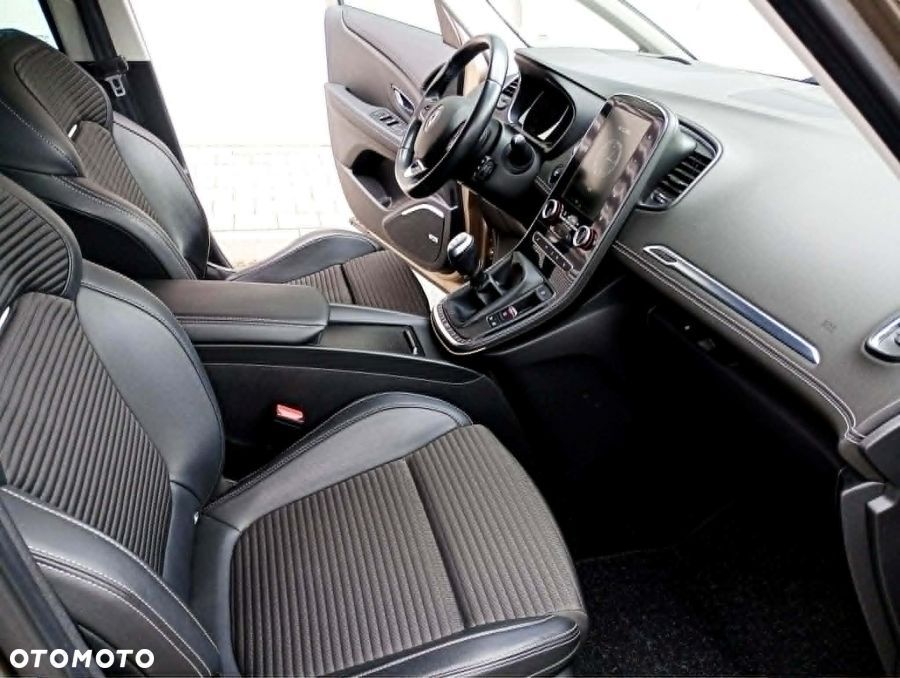 Renault Scenic TCe 140 GPF BOSE EDITION - 8