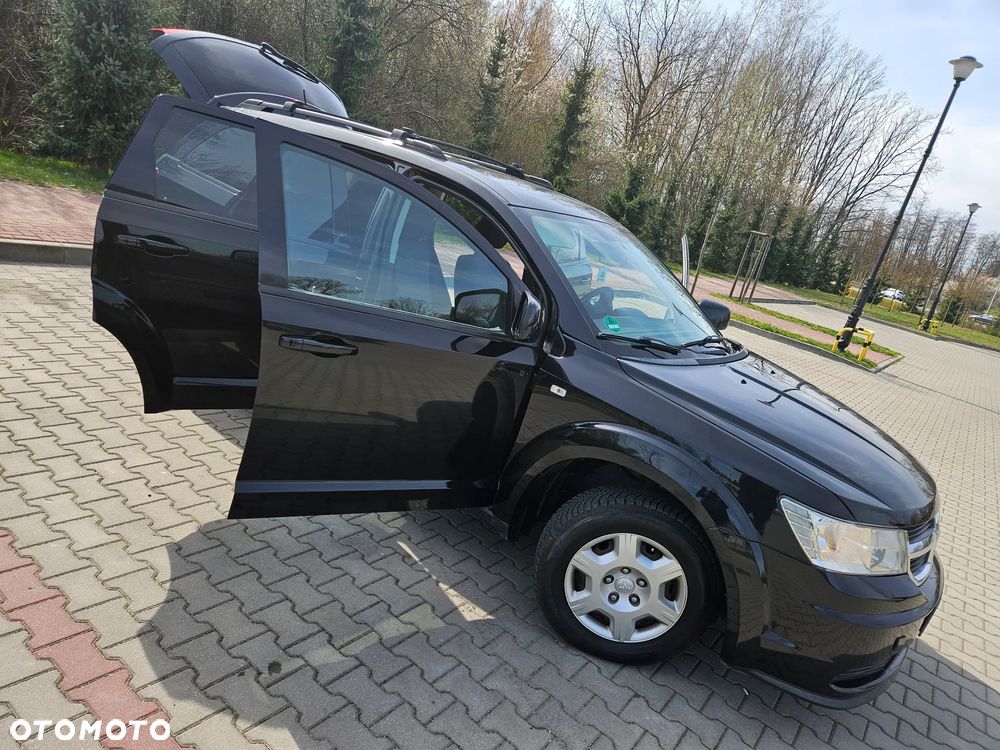 Dodge Journey 2.4 SE - 10