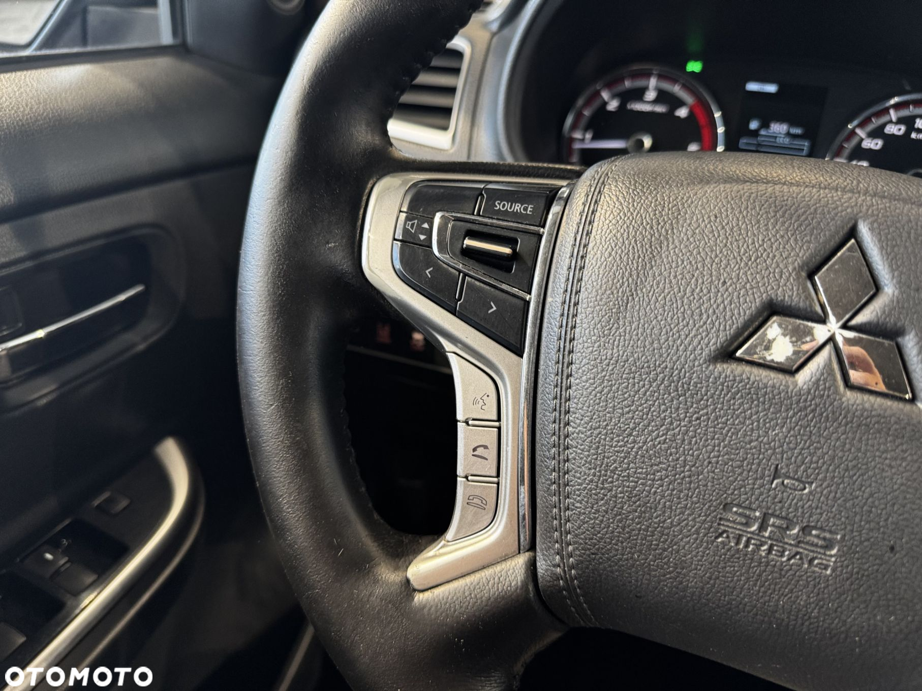 Mitsubishi L200 - 20