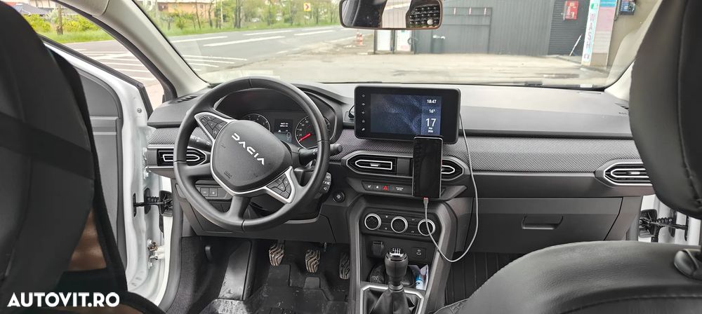 Dacia Logan TCe 100 Expression - 3