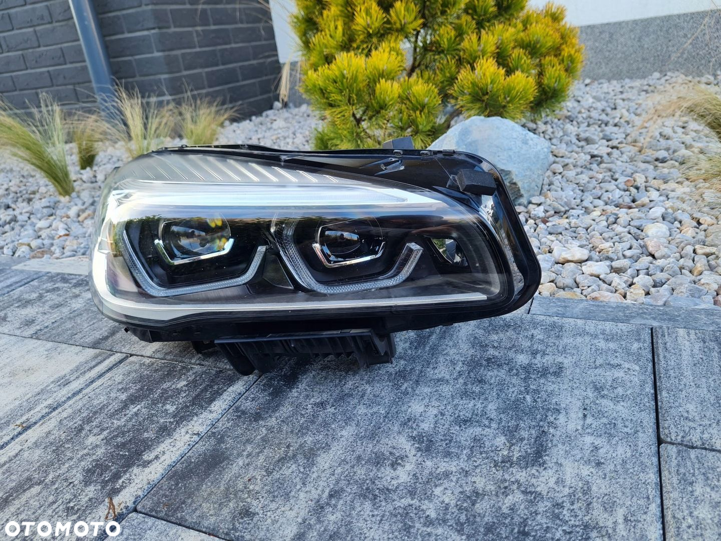 BMW 2 F45 F46 LIFT LCI Lampa prawa przód Full Led Adaptive 8738646-04 - 5