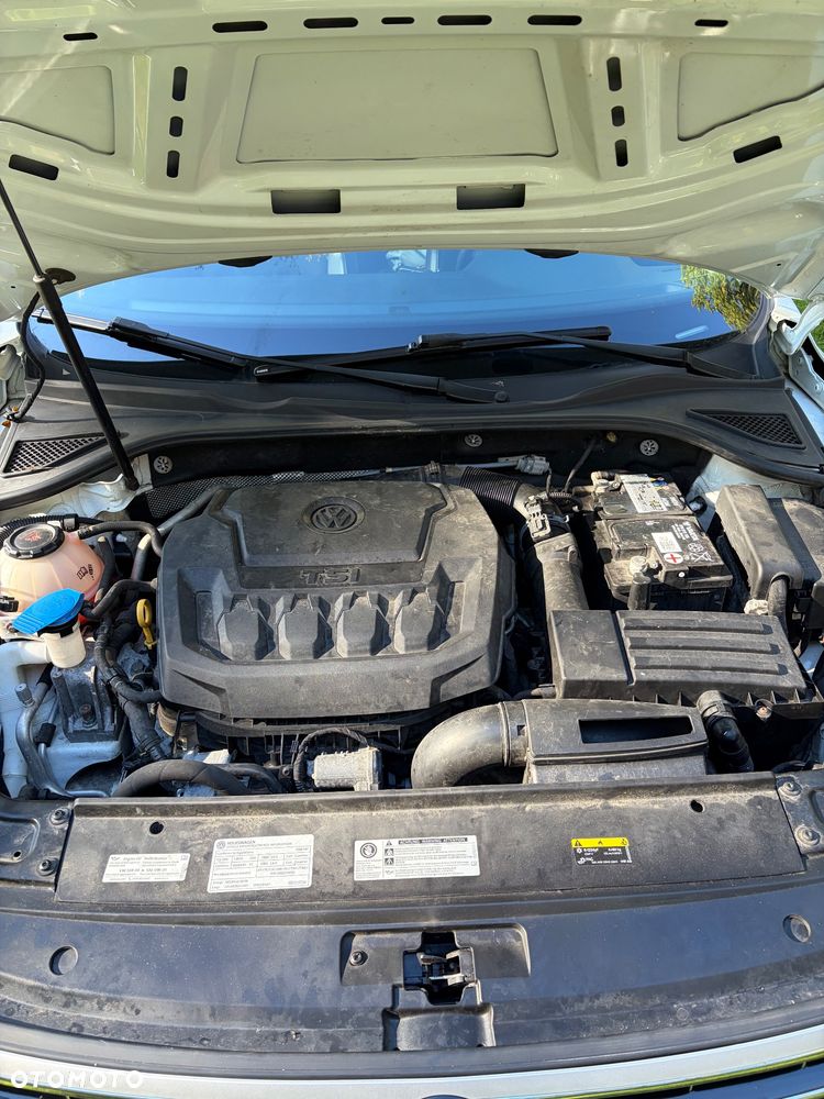 Volkswagen Passat - 13