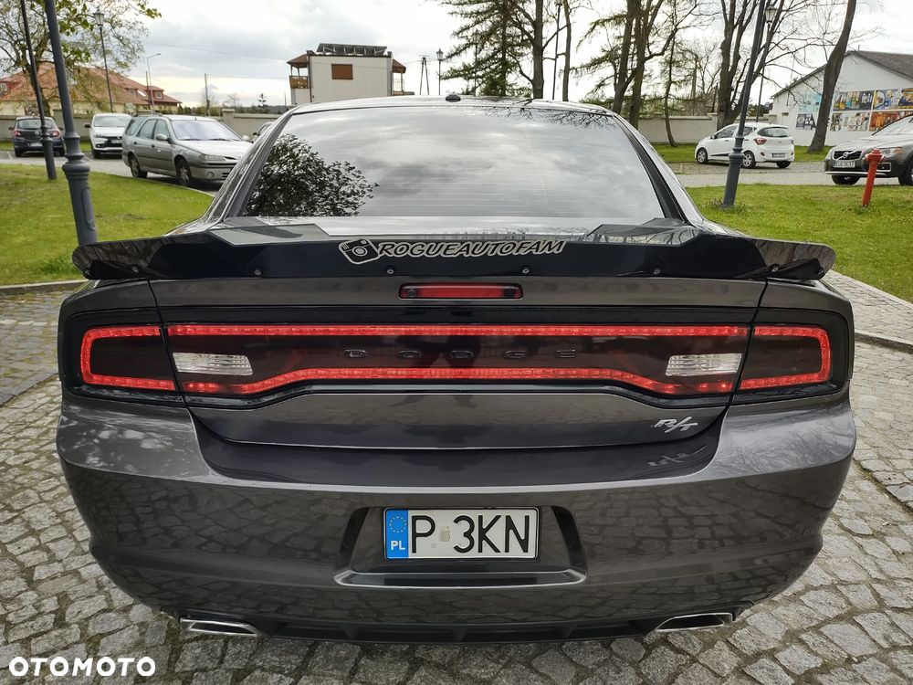 Dodge Charger - 5