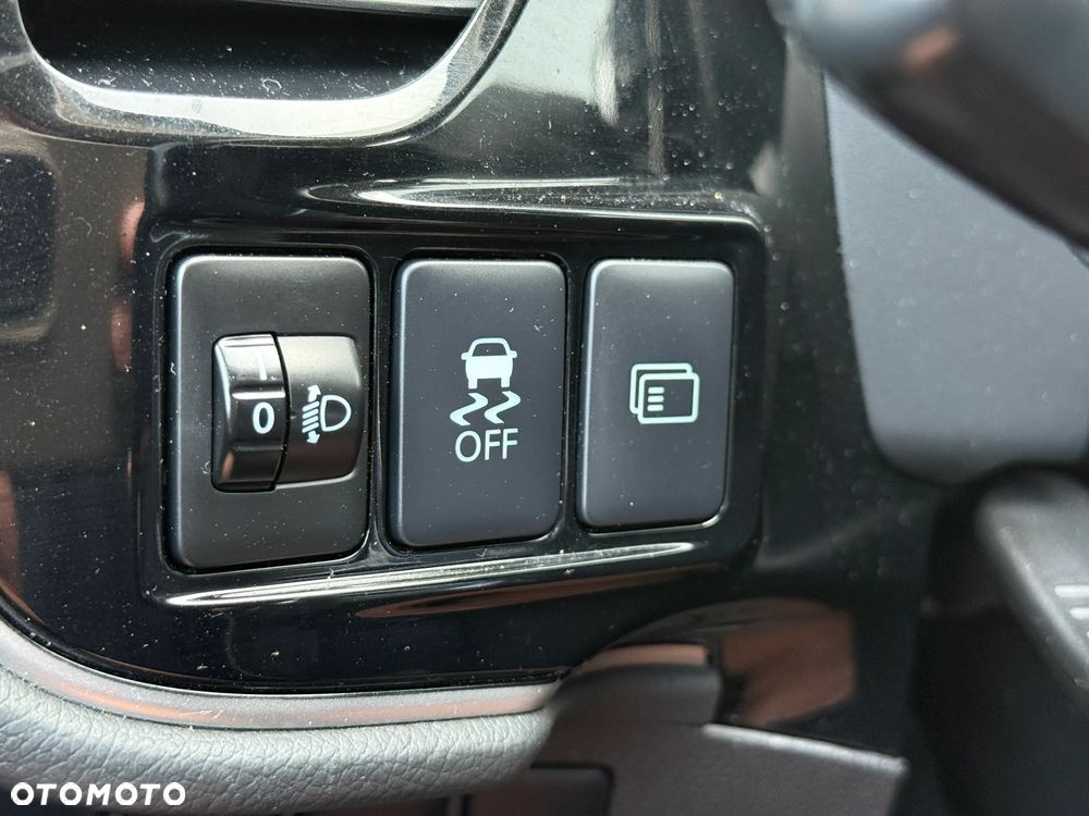 Mitsubishi Outlander - 34