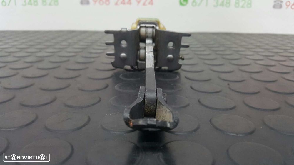 RETENTOR DA PORTA DIANTEIRA DIREITA RENAULT MEGANE III BERLINA 5 P BOSE EDITION - 3