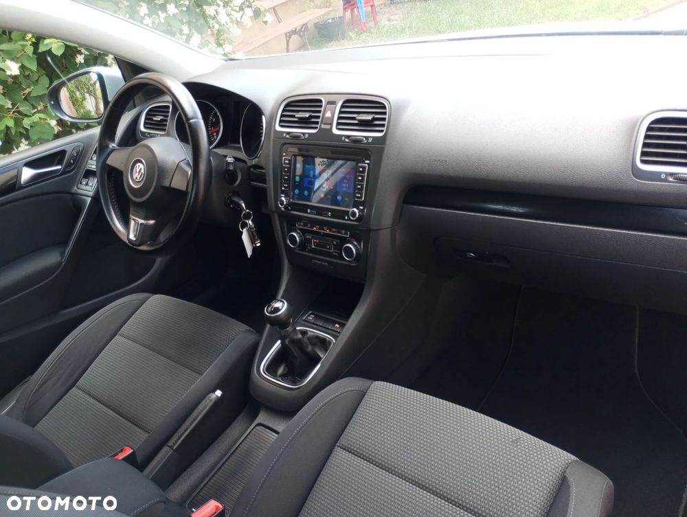 Volkswagen Golf - 5