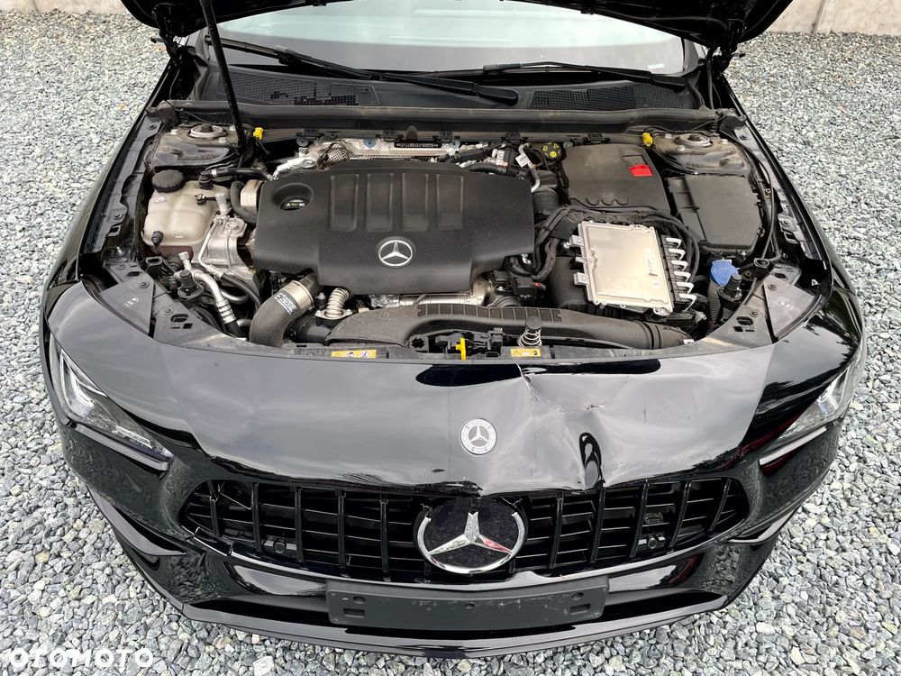 Mercedes-Benz CLA 200 d 8G-DCT AMG Line - 12
