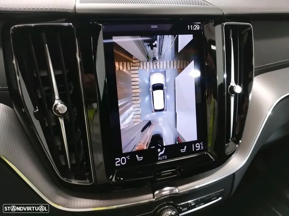 Volvo XC 60 2.0 B4 R-Design - 10