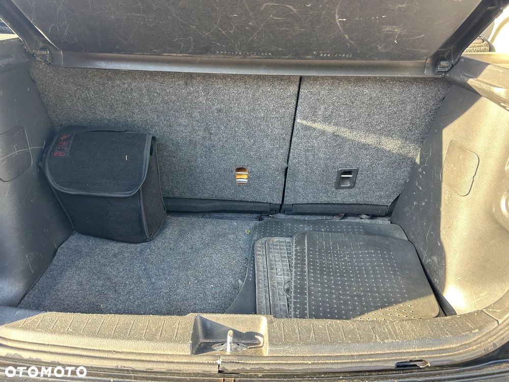 Suzuki SX4 1.6 GLX / Comfort - 13