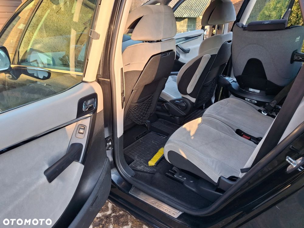 Citroën C4 Picasso 2.0 HDi FAP Exclusive - 6