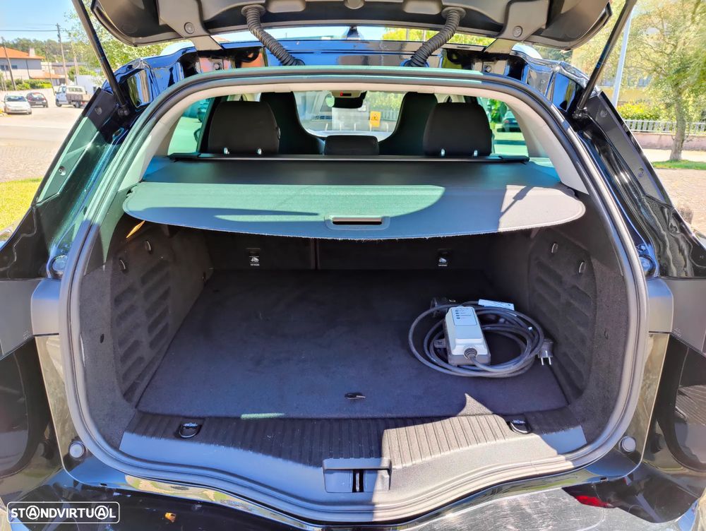 Renault Mégane Sport Tourer 1.6 E-Tech Plug-In Hybrid R.S. Line - 14