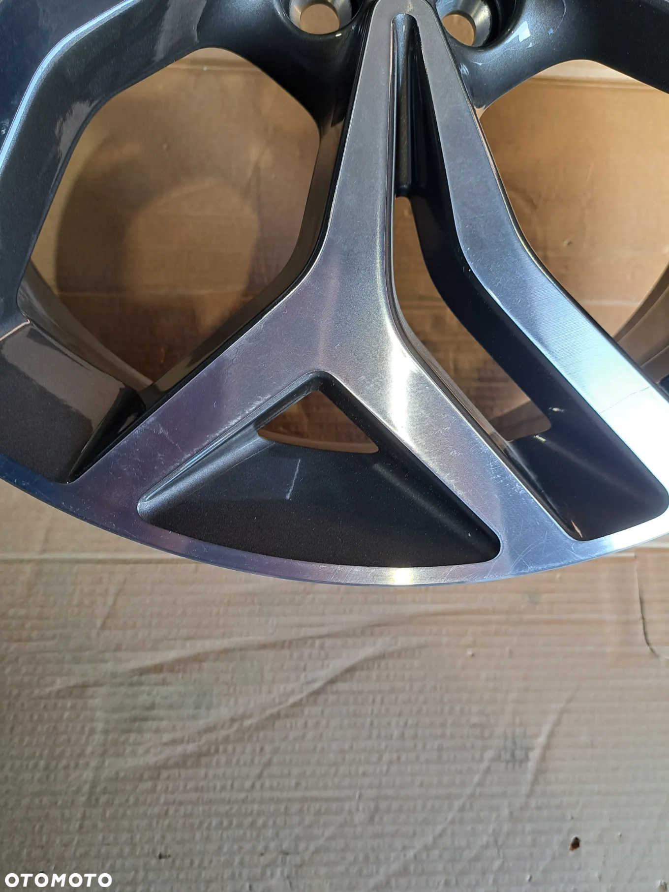 Felga Aluminiowa RANGE ROVER VELAR L560 21 Cali LR093827 J8A2-1007-JA/KA 8.5Jx21CH ET 45 5047 5 SPLIT-SPOKE DIAMOND TURNED FINISH - 2