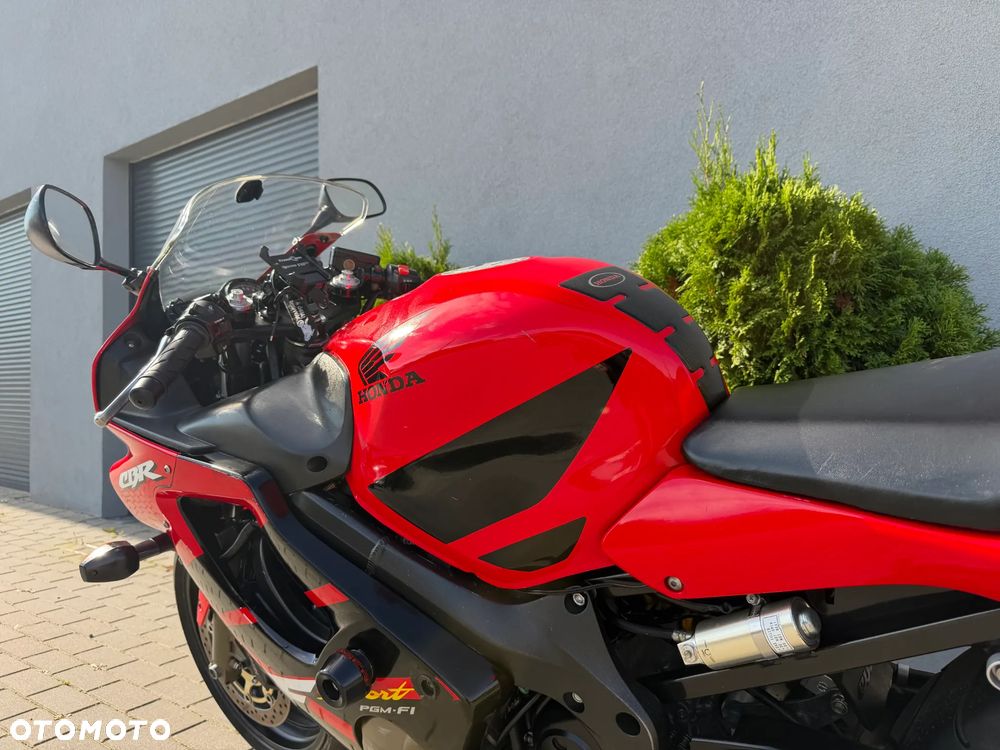 Honda CBR - 30