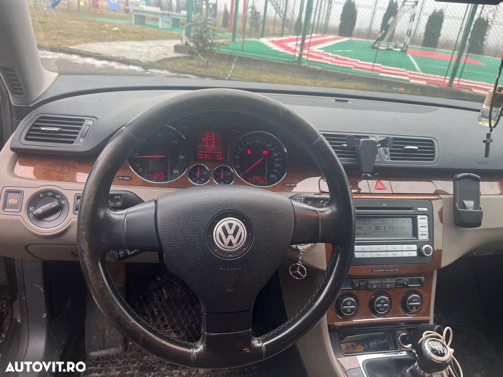 Volkswagen Passat 2.0 TDI DPF Highline - 7