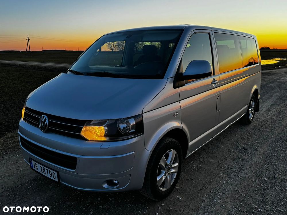 Volkswagen Caravelle - 6