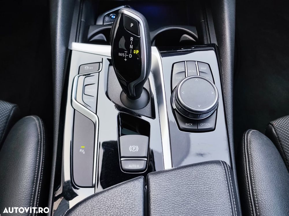 BMW Seria 5 520d AT - 22