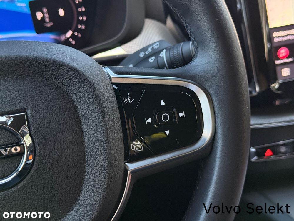 Volvo XC 60 - 22