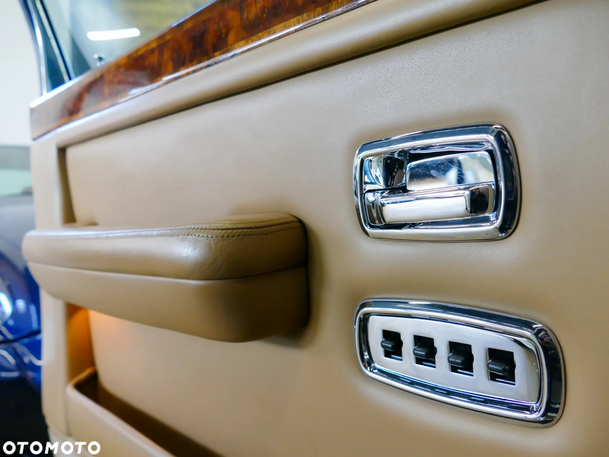Rolls-Royce Silver Spur - 26