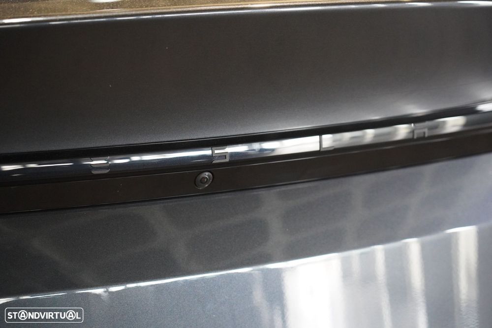 Tesla Model Y Long Range Tração Traseira - 33