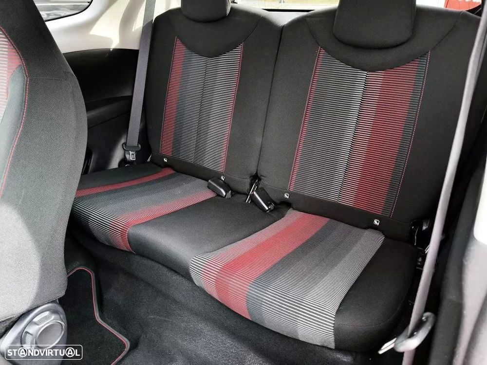 Peugeot 108 1.2 PureTech Allure - 22