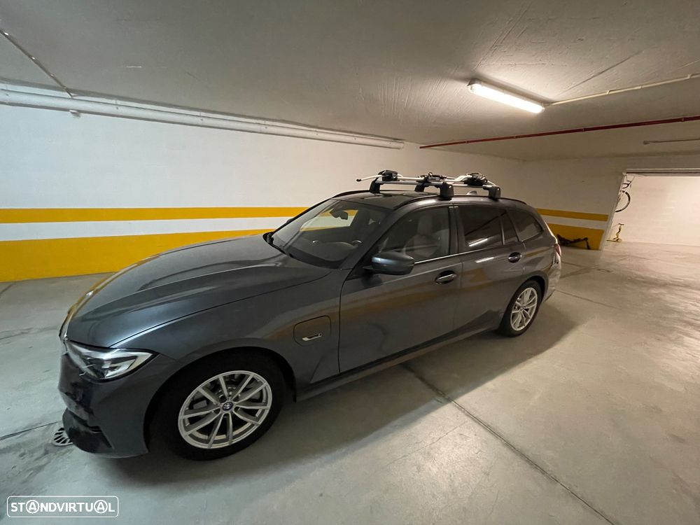 BMW 320 e Touring Corporate Edition Auto - 2