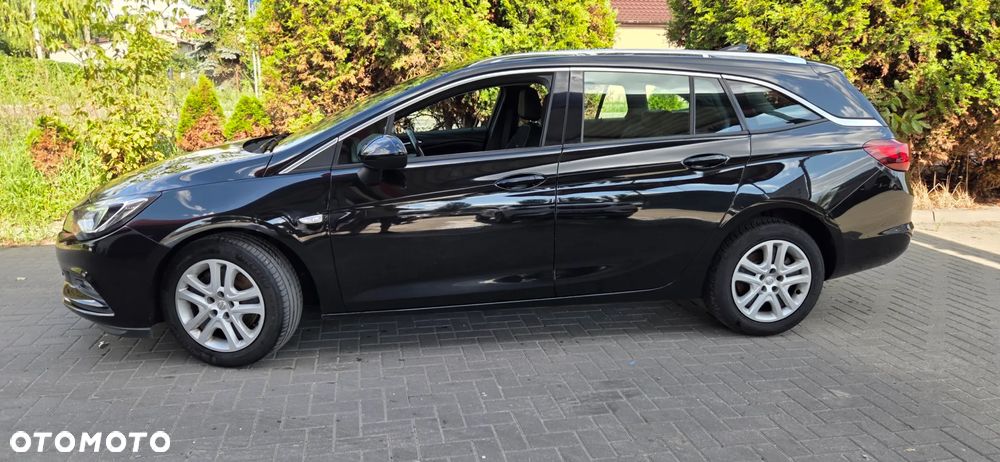 Opel Astra 1.6 D (CDTI) Start/Stop Innovation - 9