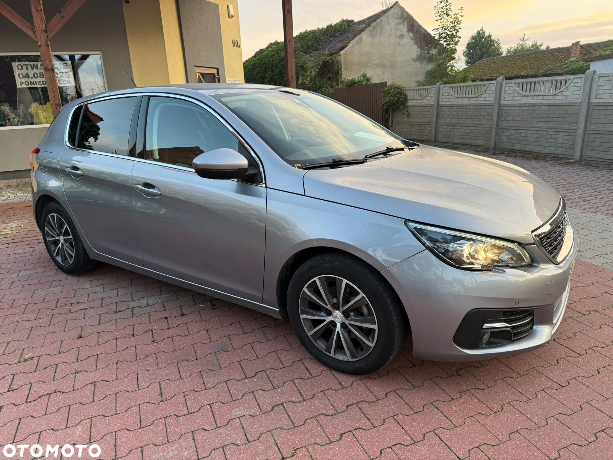 Peugeot 308 - 3