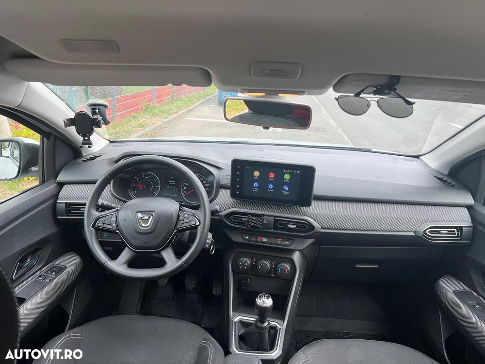 Dacia Logan TCe 90 MT6 Expression - 6