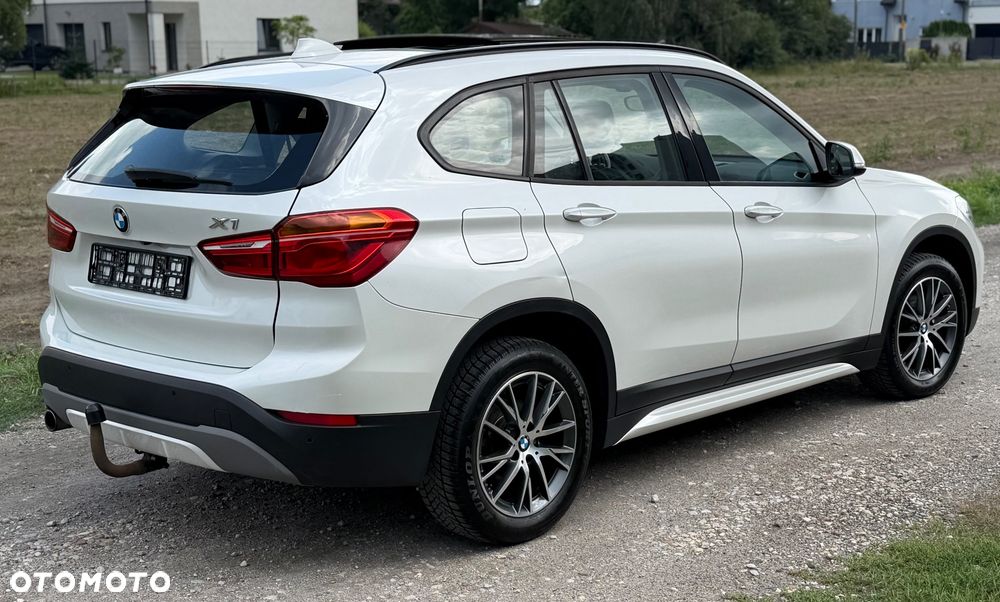 BMW X1 sDrive18d Sport Line - 13