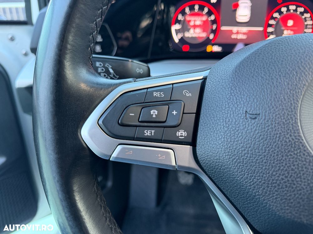 Volkswagen Golf 1.0 TSI Life - 13