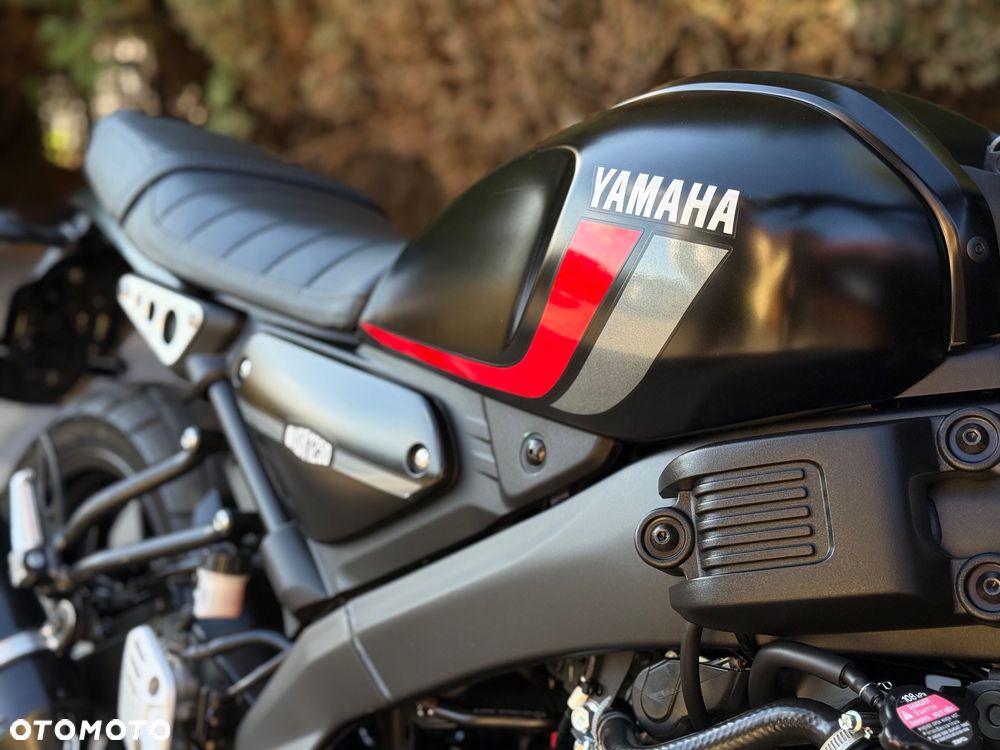 Yamaha XSR - 17