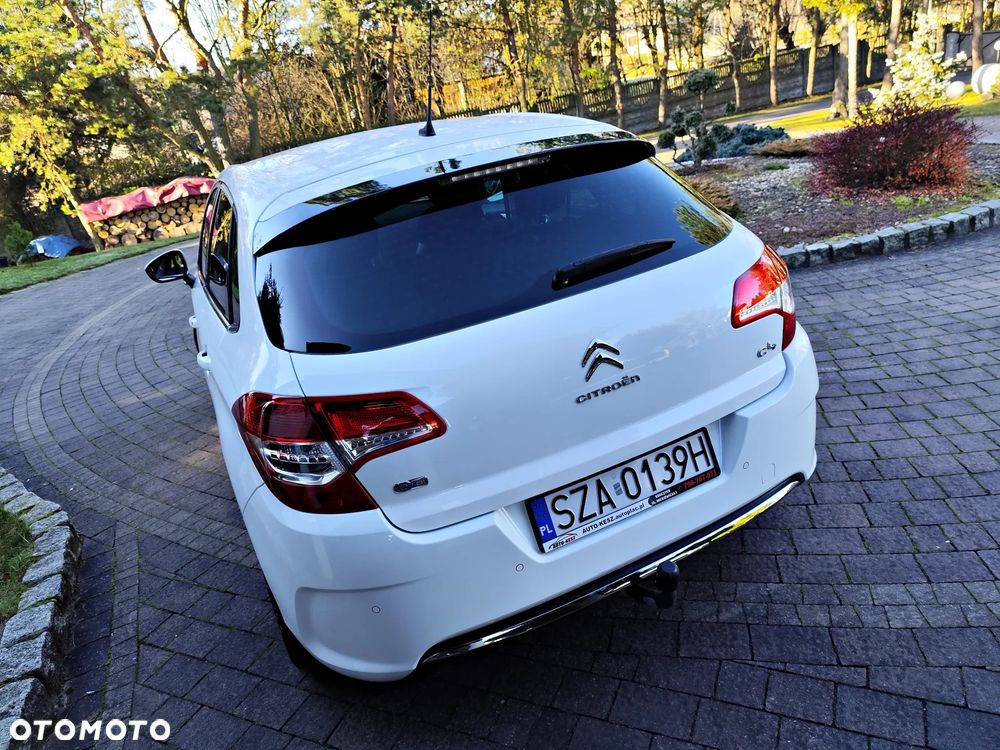 Citroën C4 e-HDi 110 Stop/Start System Selection - 20