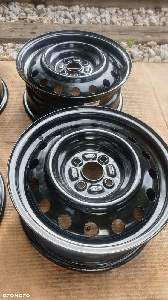 Felgi stalowe 4x100 6x15 ET 45 Toyota corolla lll - 2