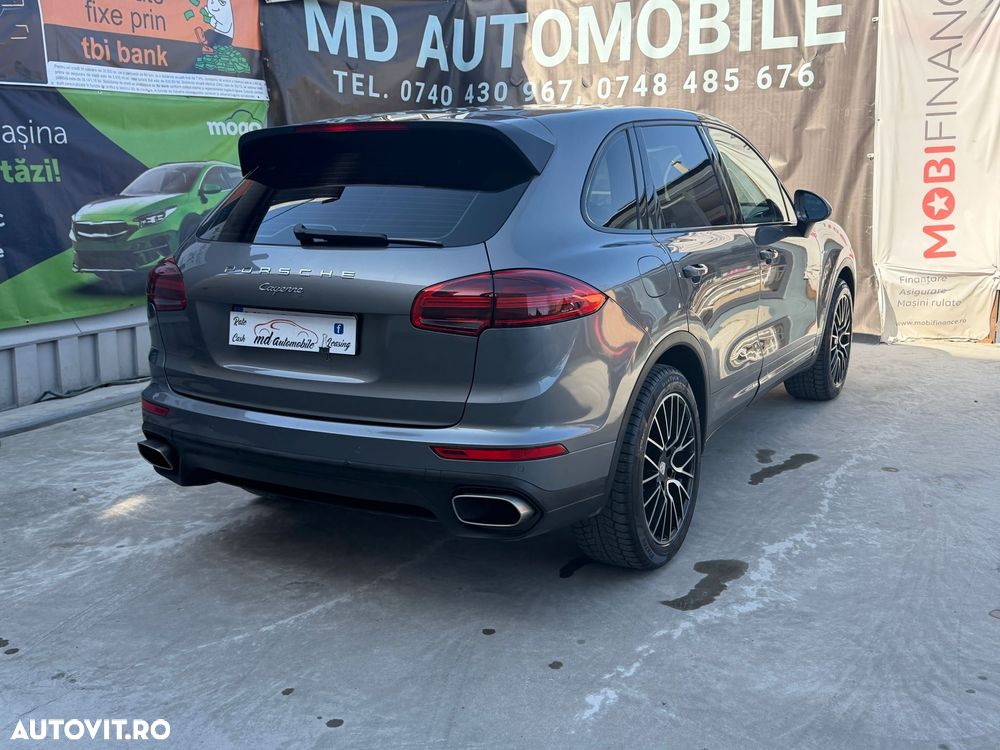 Porsche Cayenne 3.0 L - 29
