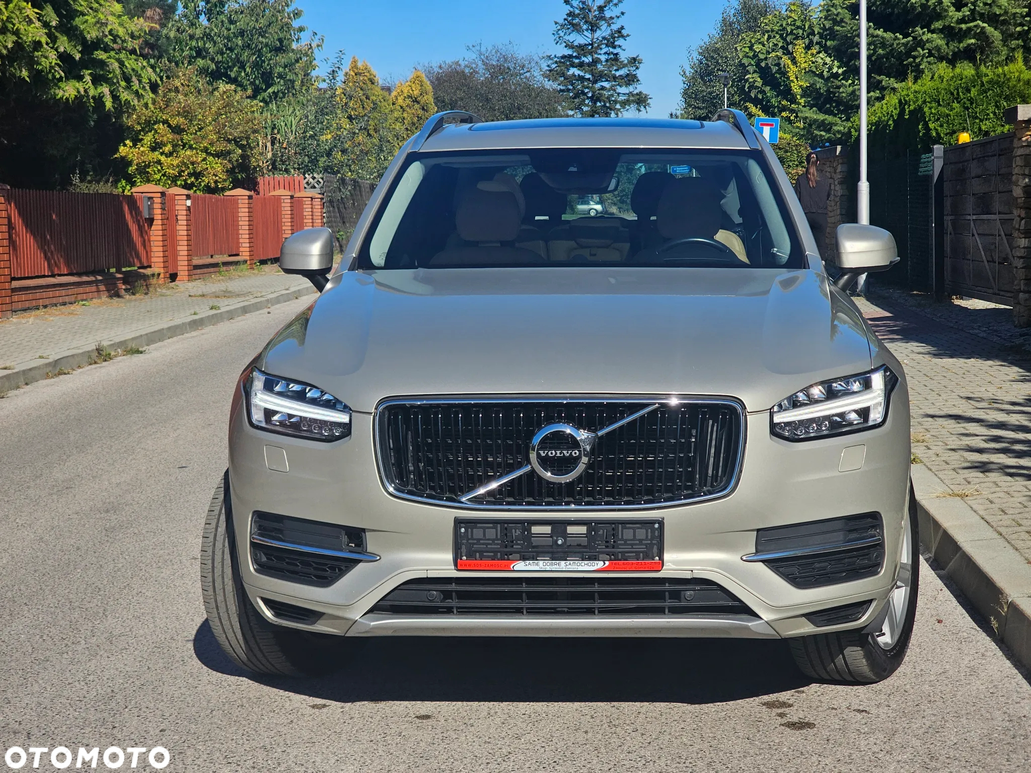 Volvo XC 90 T8 AWD Plug-In Hybrid Momentum 7os - 13