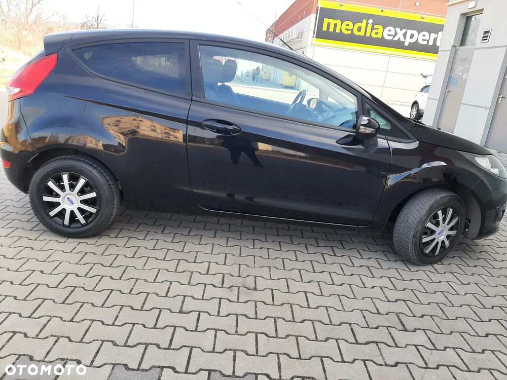 Ford Fiesta 1.4 TDCi Ghia - 11
