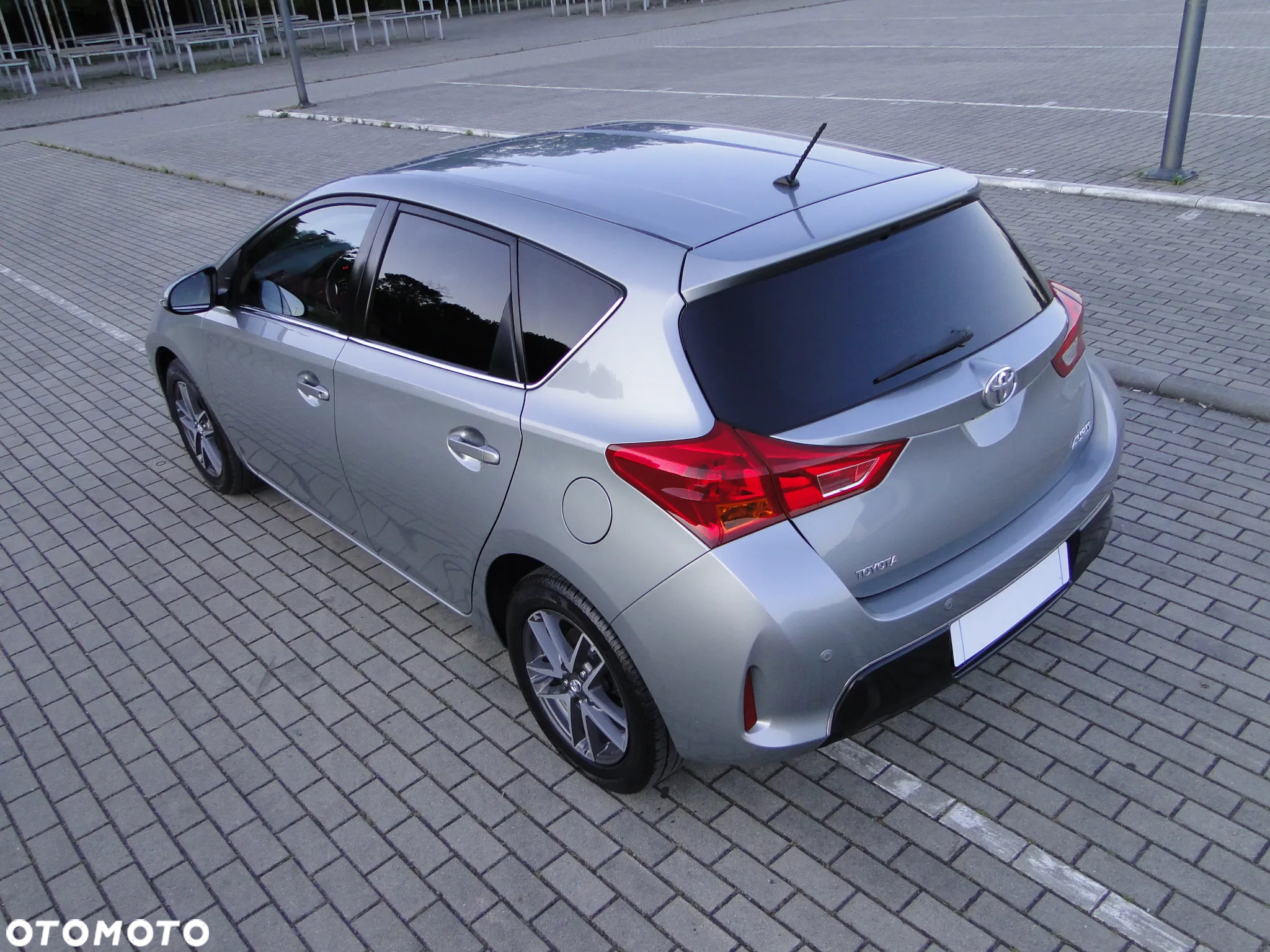 Toyota Auris - 4